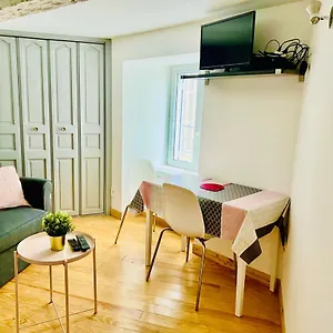 https://reverie.midi-pyreneeshotels.com